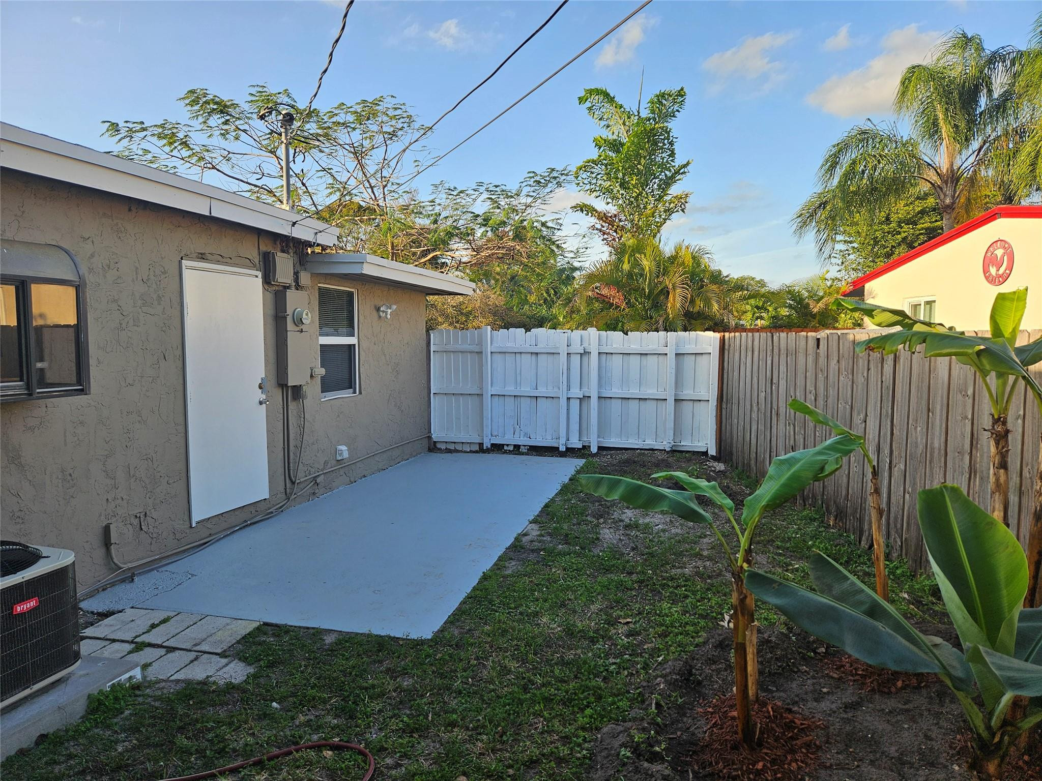2586 NW 58th Ave