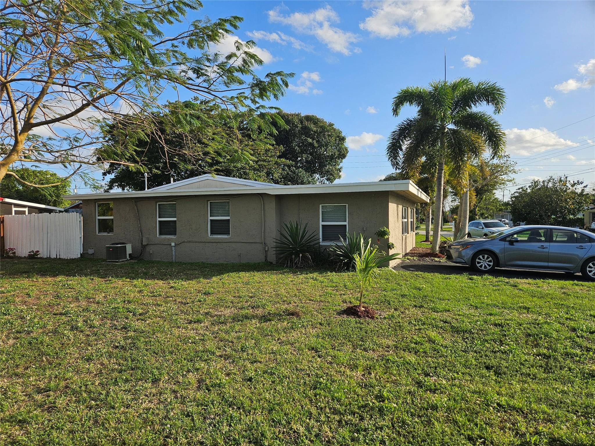 2586 NW 58th Ave
