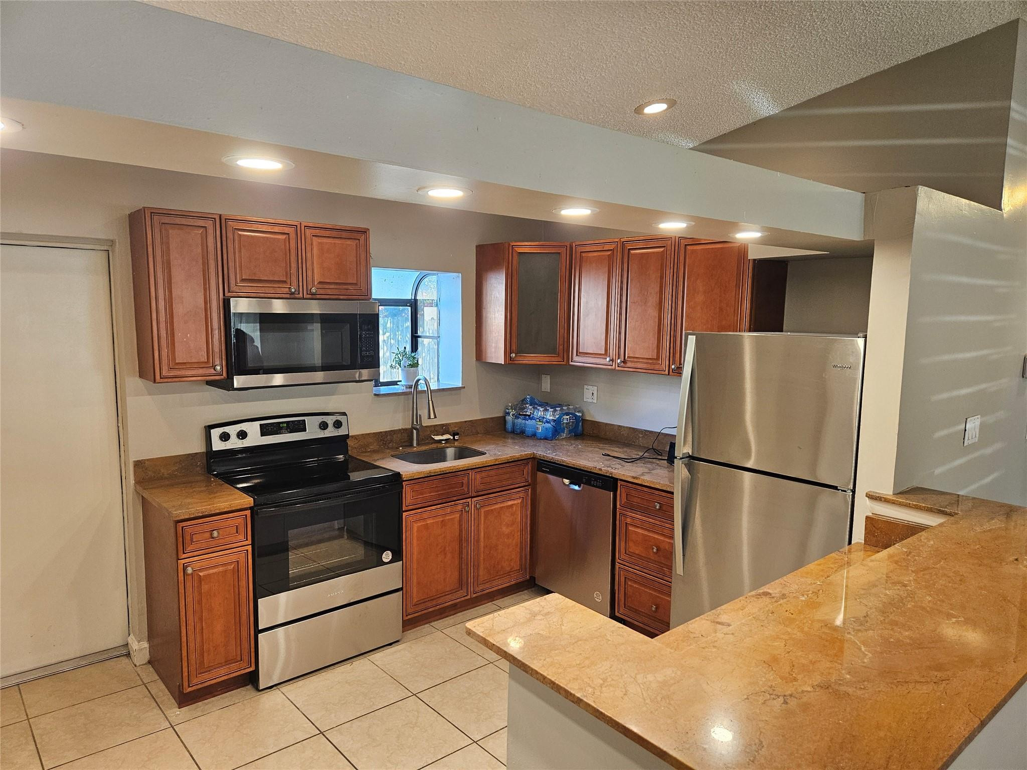 2586 NW 58th Ave