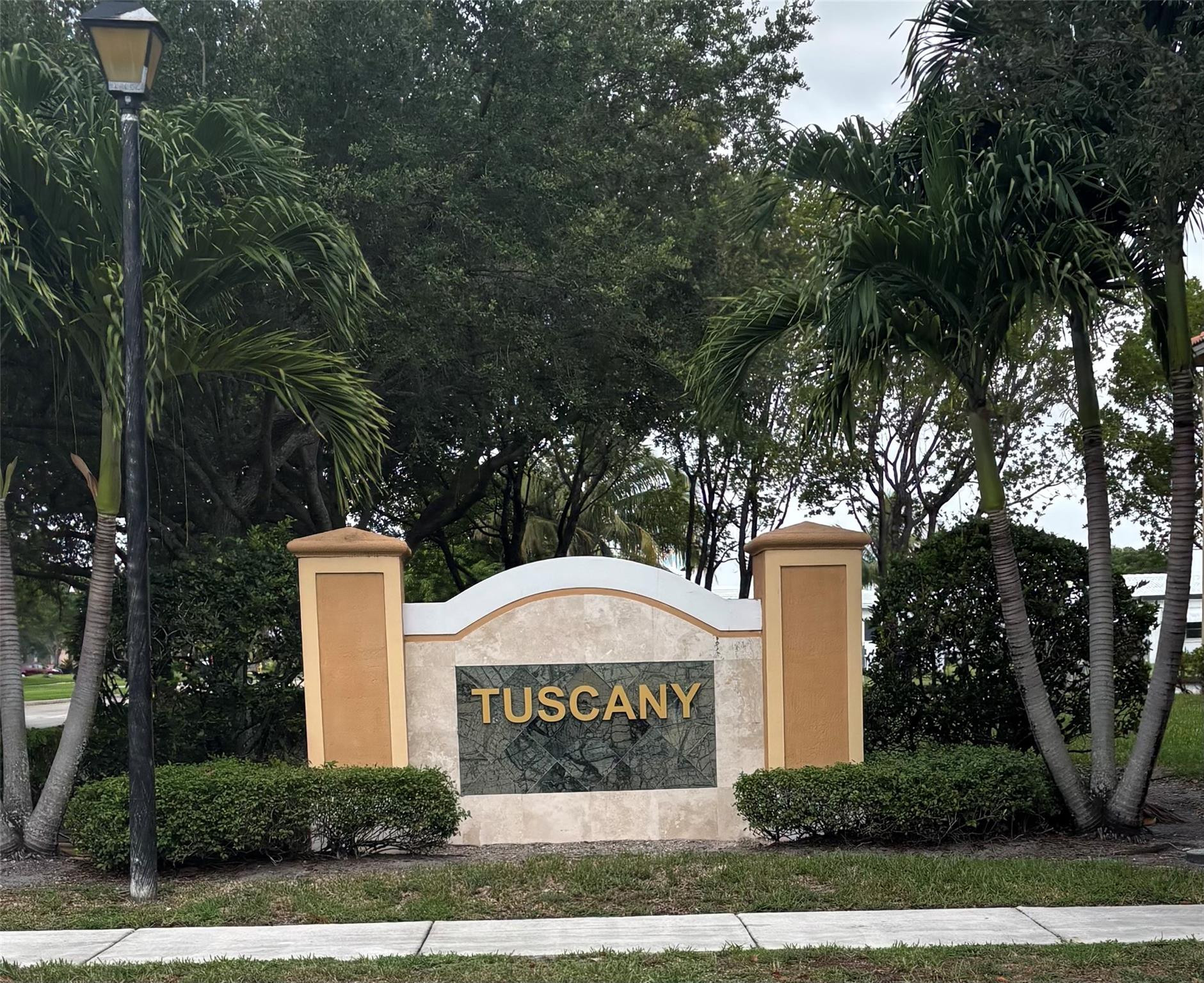 5730 Tuscany Ter
