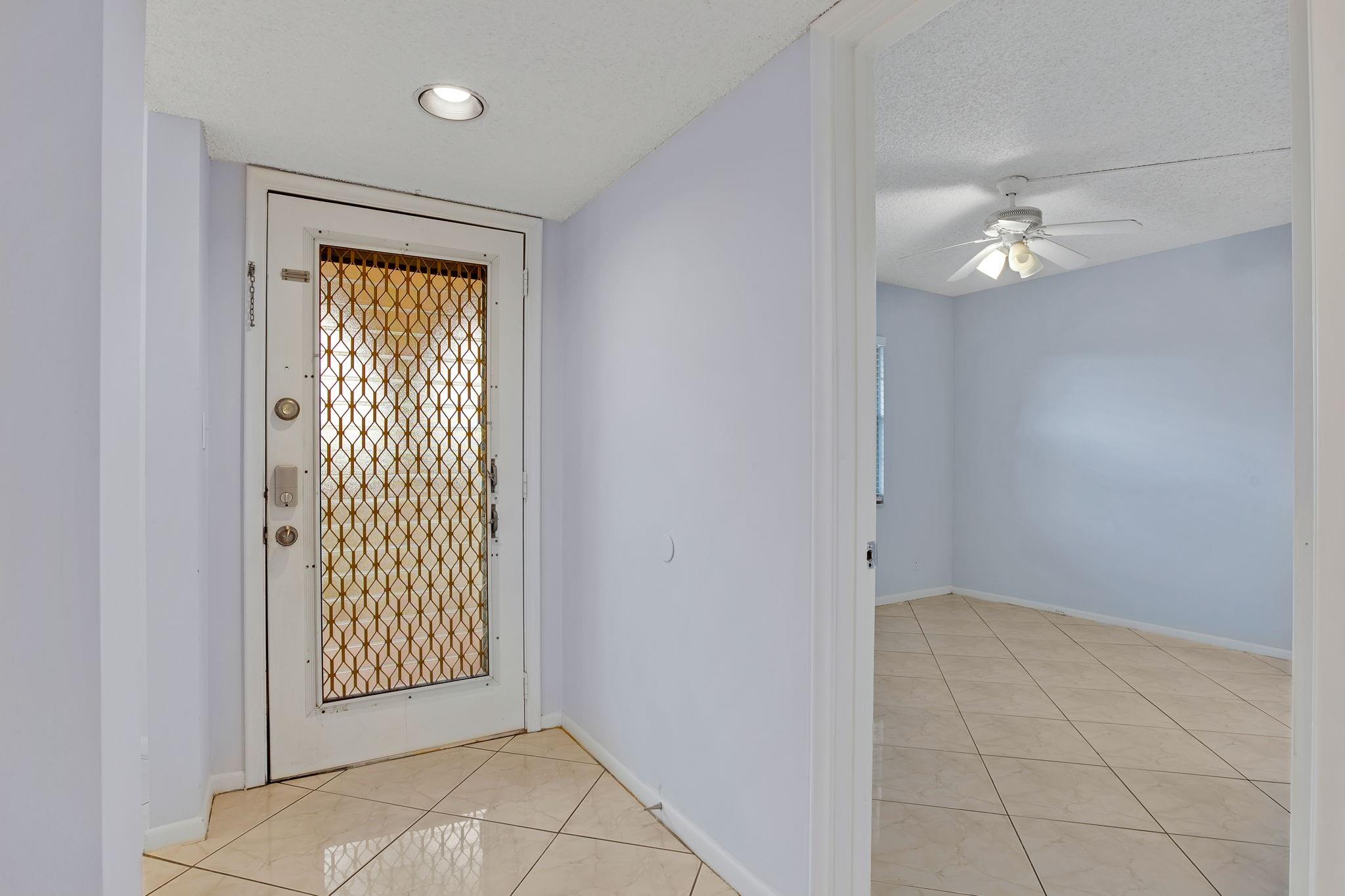 1606 Abaco Dr E4