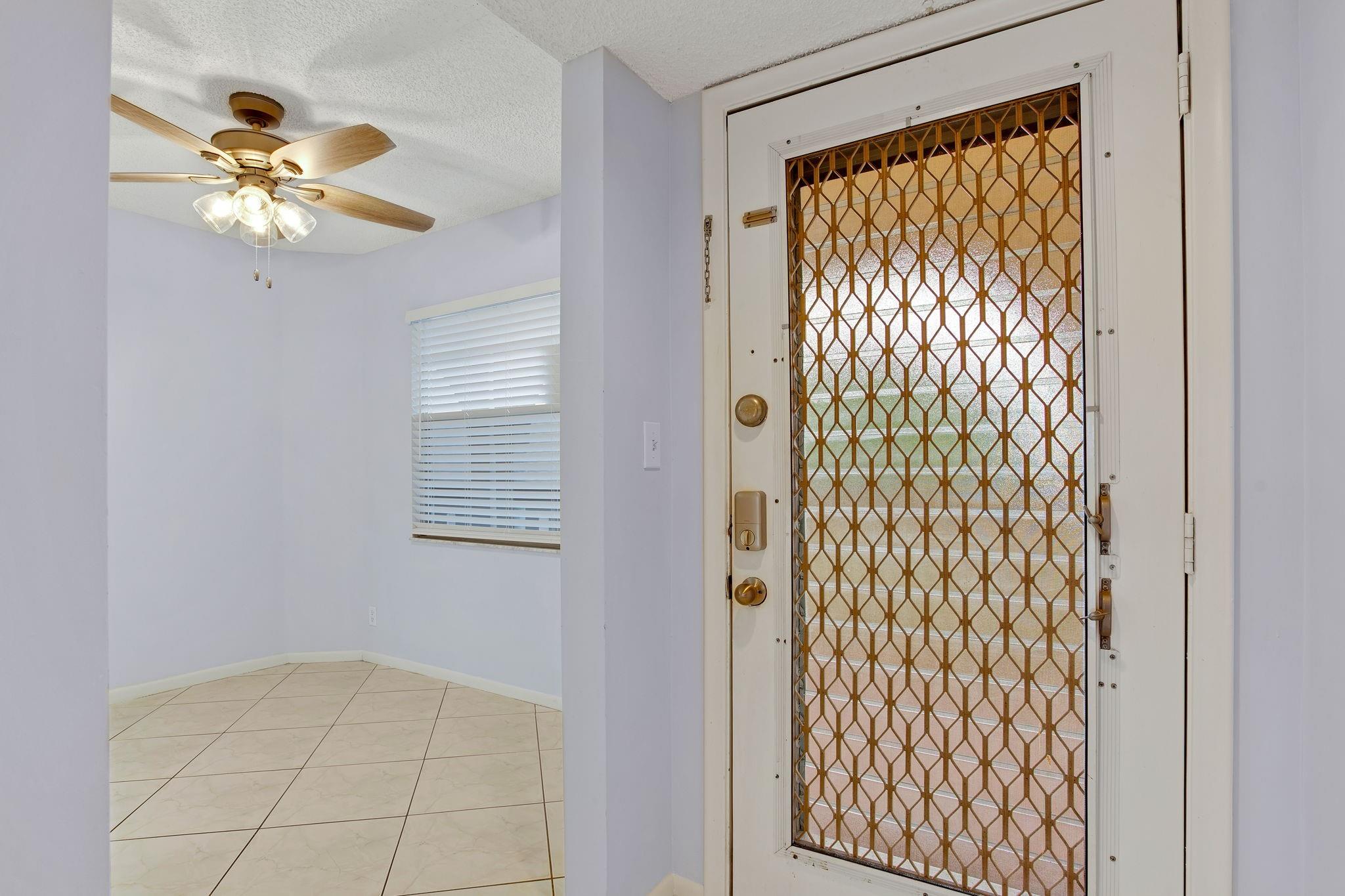 1606 Abaco Dr E4