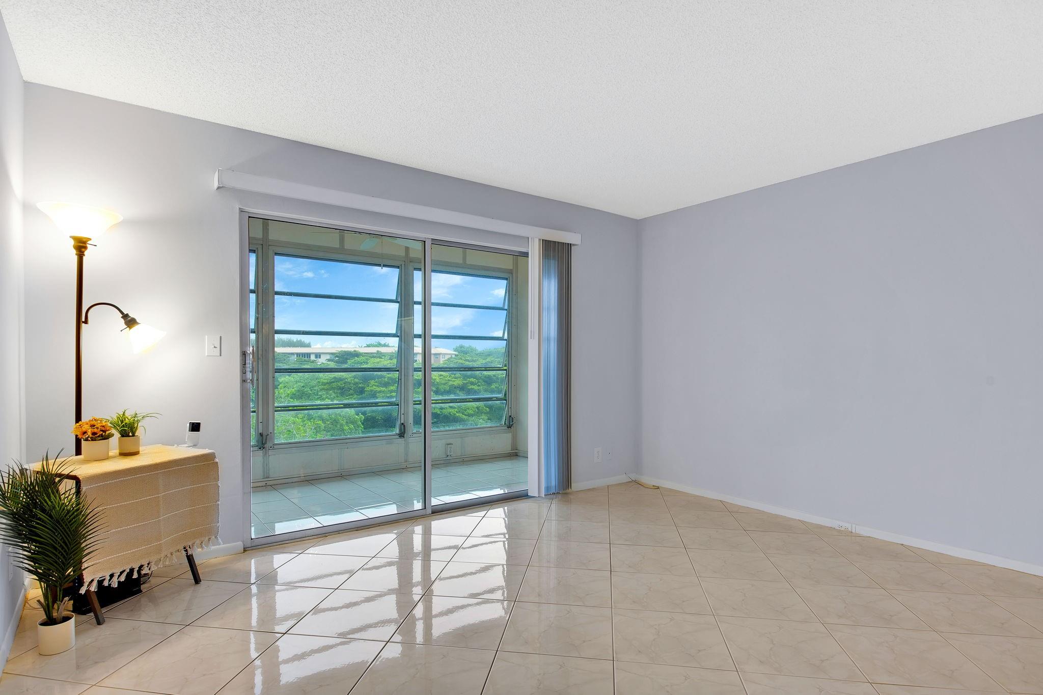 1606 Abaco Dr E4
