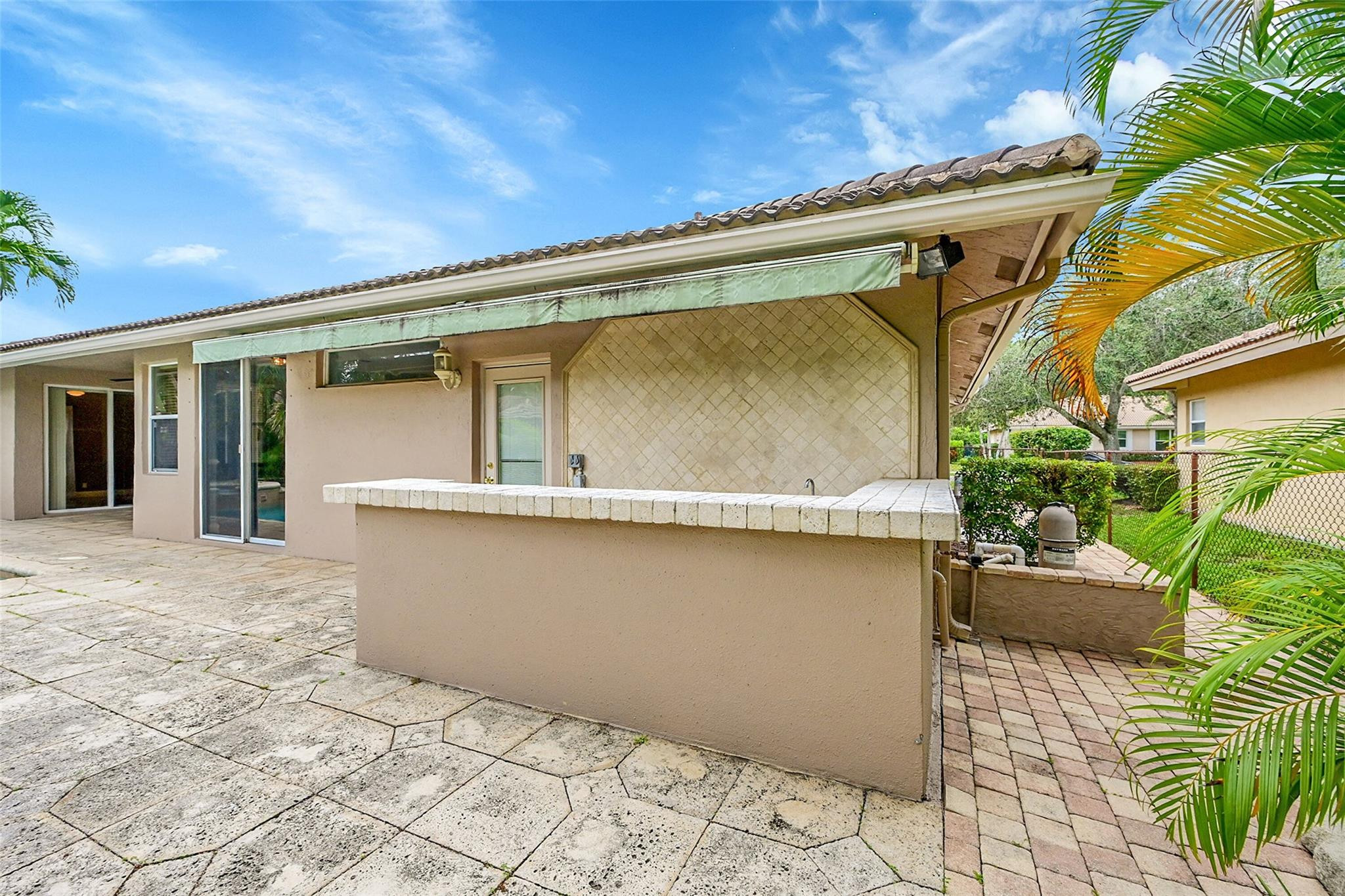6384 NW 43 Terrace