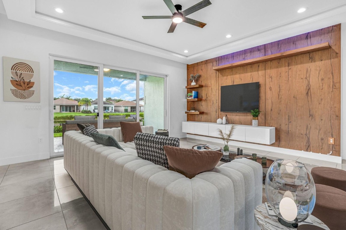 9647 Brook Isles Ave