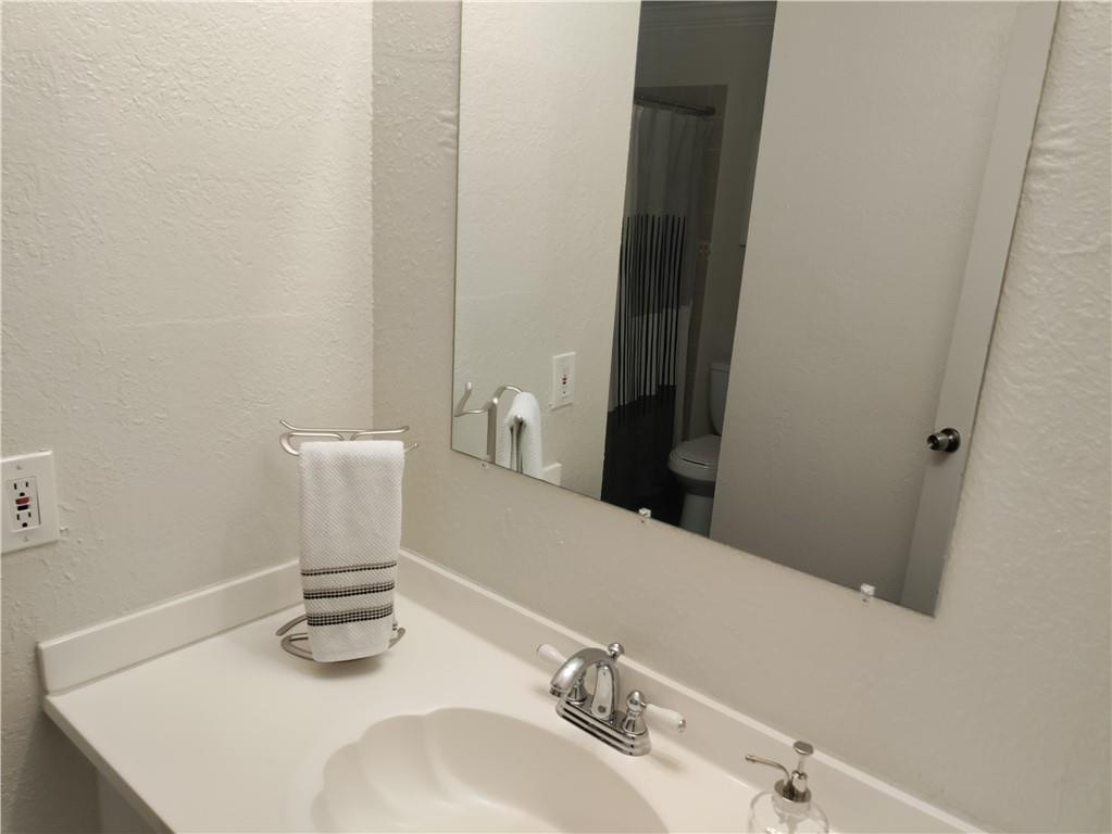 8440 Shadow Ct 2-3