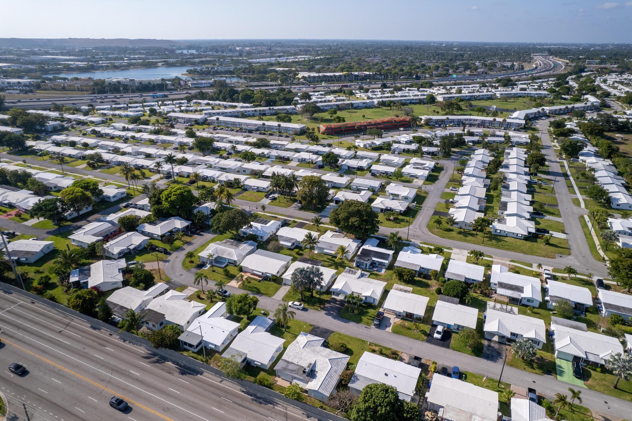 240 NW 24TH CT