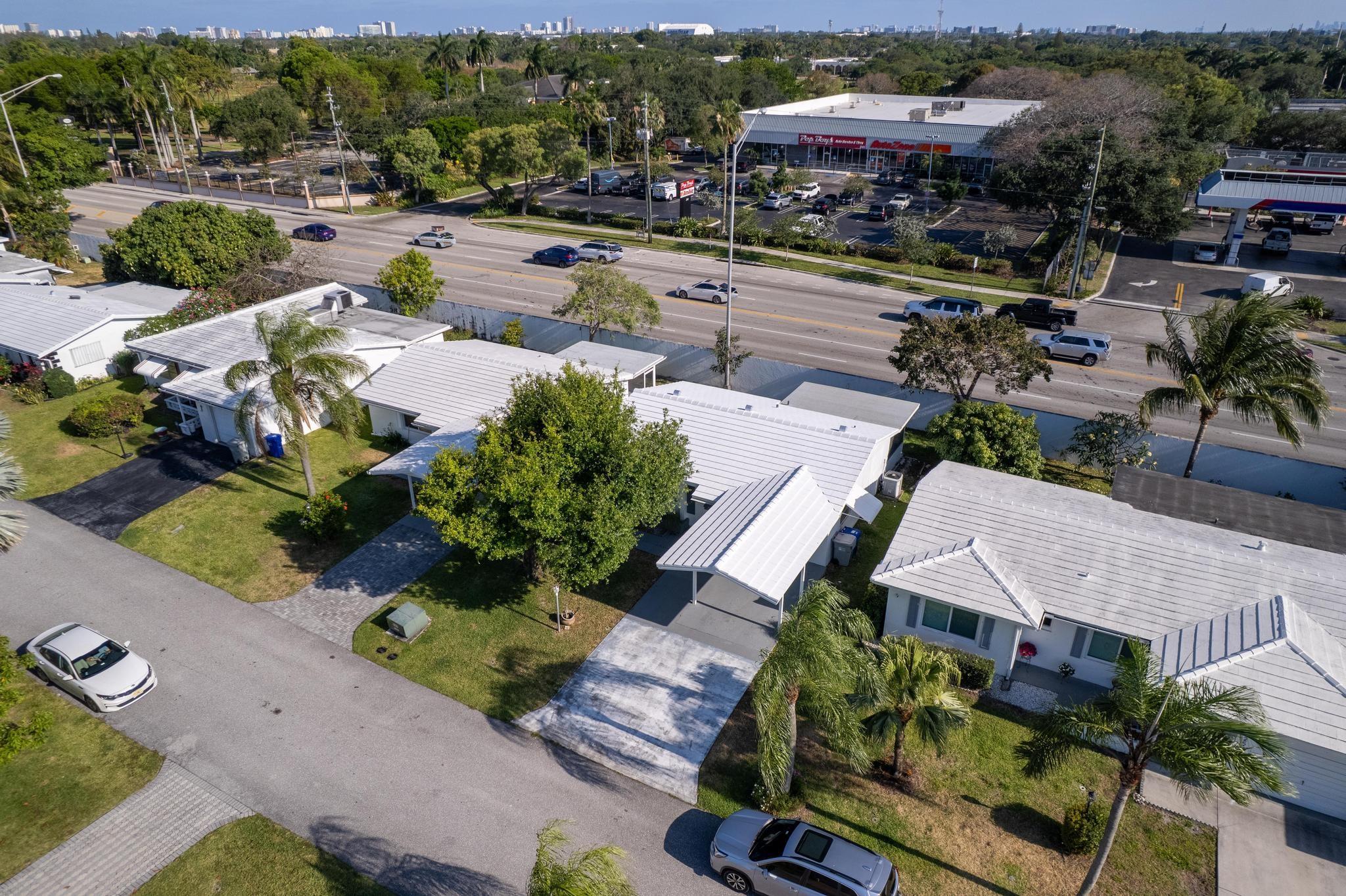 240 NW 24TH CT