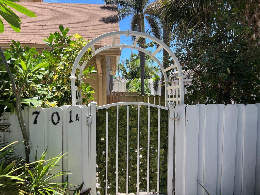 701 S Ocean Blvd 701-A