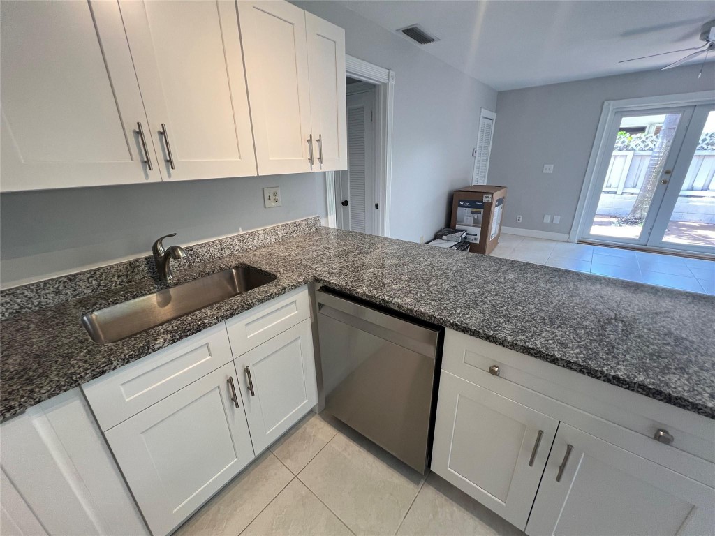 701 S Ocean Blvd 701-A