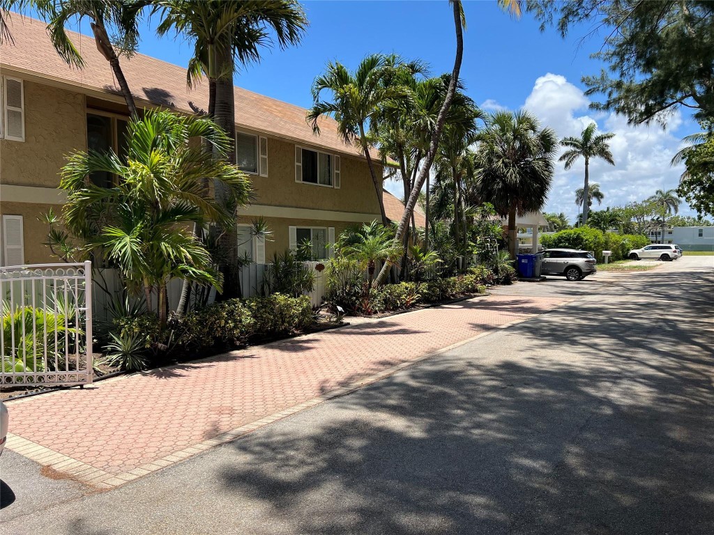 701 S Ocean Blvd 701-A