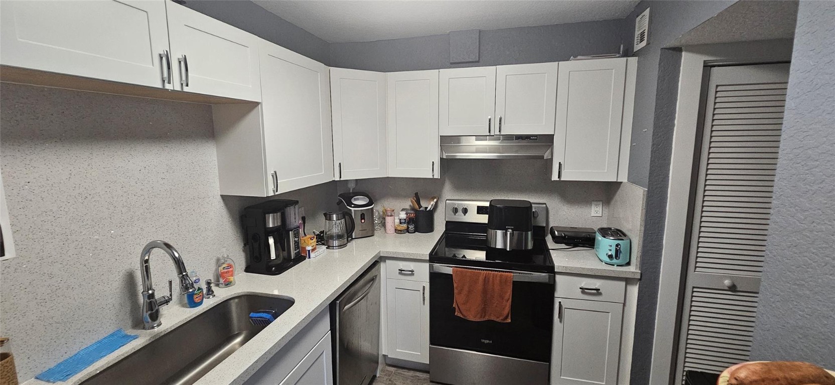 3336 NW 85th Ave 3336