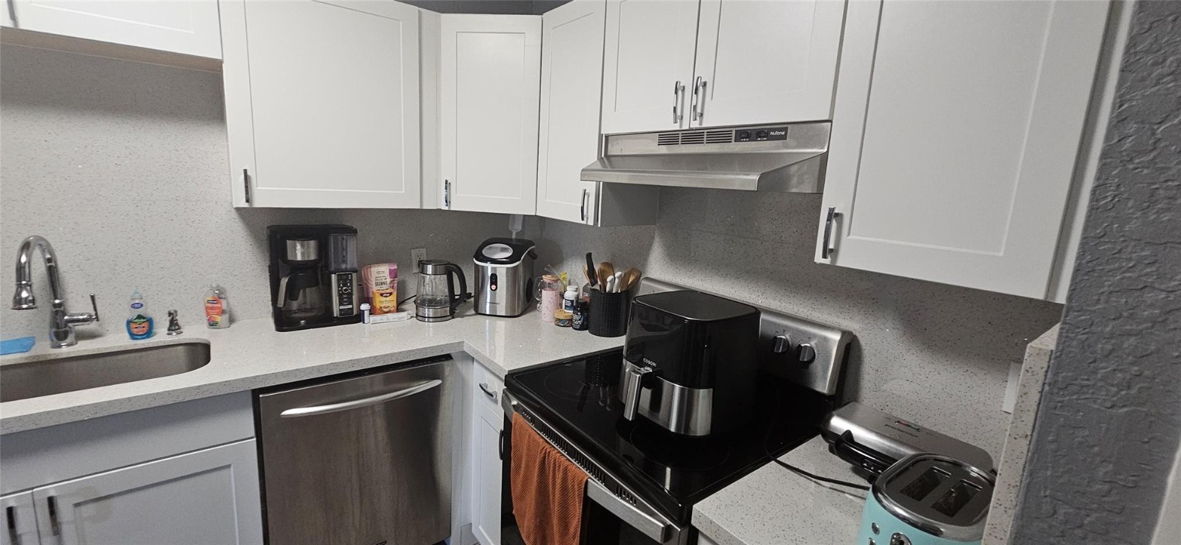 3336 NW 85th Ave 3336