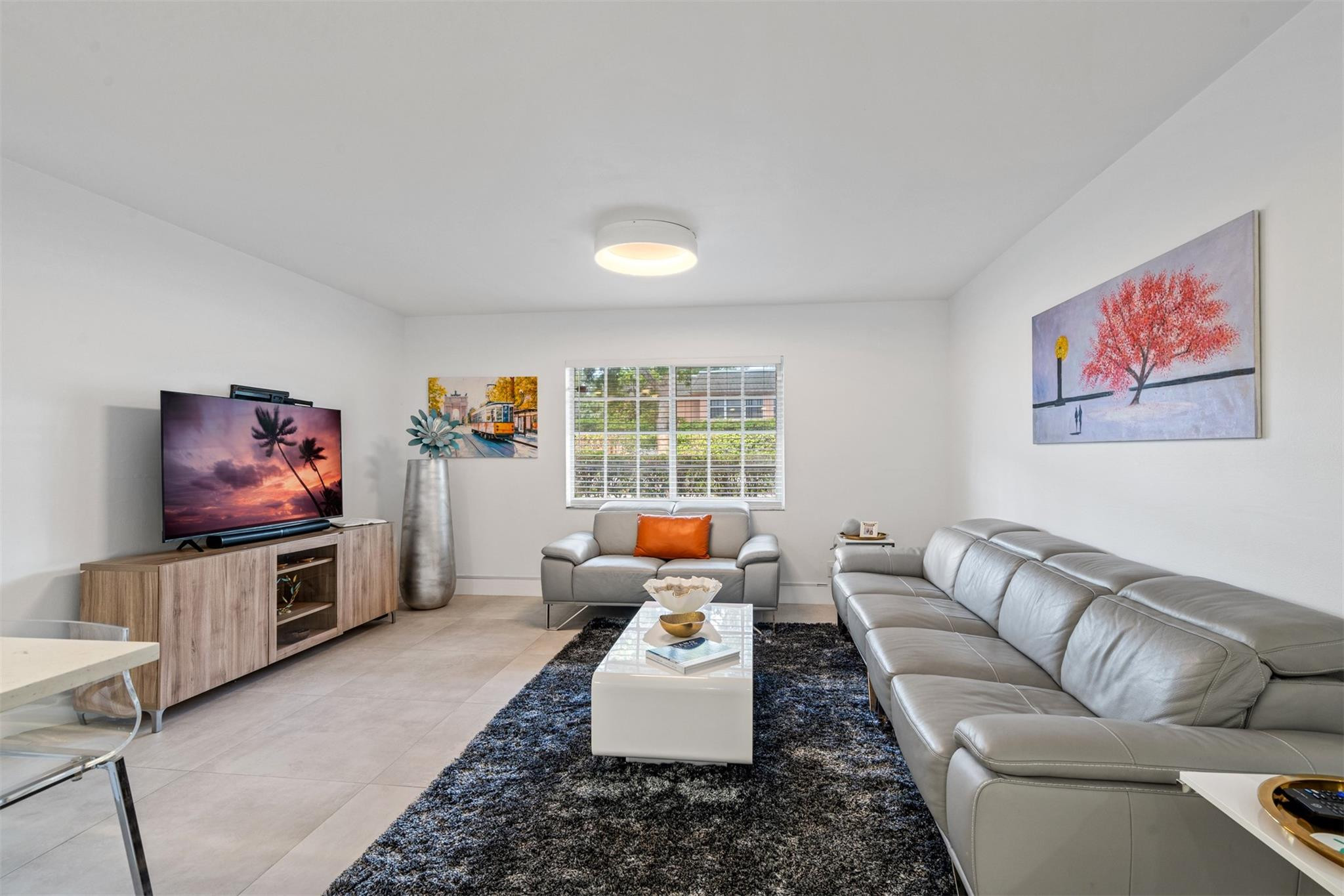 706 SE 2nd Avenue 335