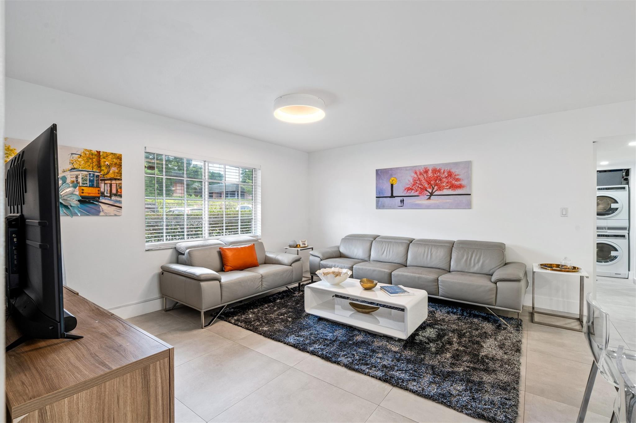 706 SE 2nd Avenue 335