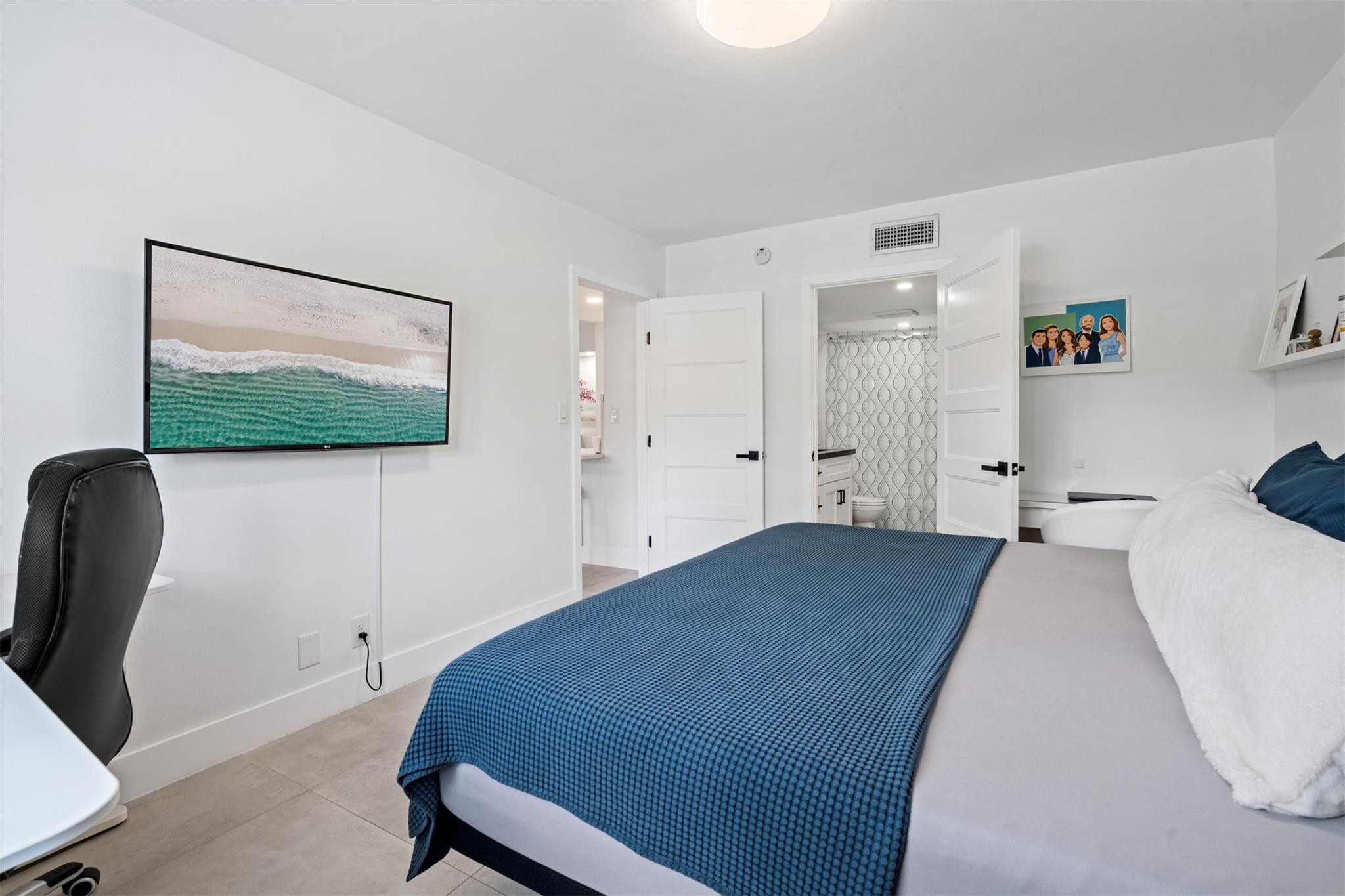 706 SE 2nd Avenue 335