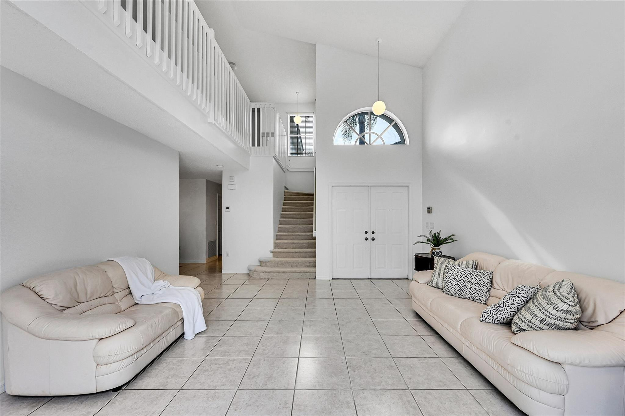 11600 NW 52nd Ct