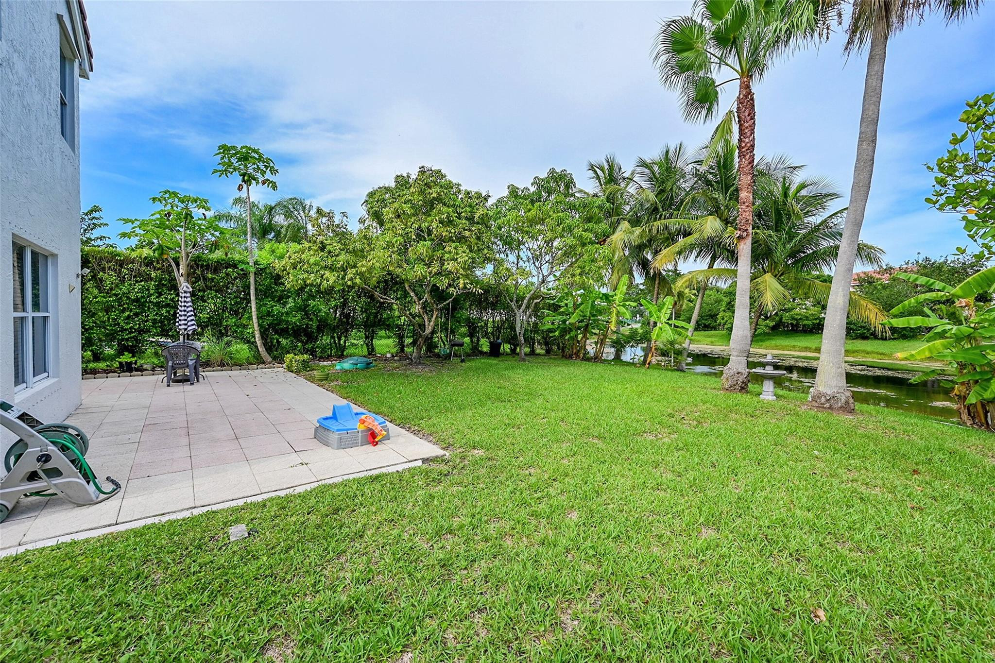 11600 NW 52nd Ct