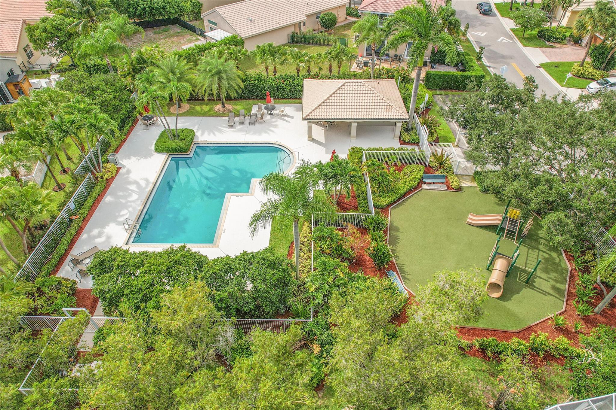 11600 NW 52nd Ct