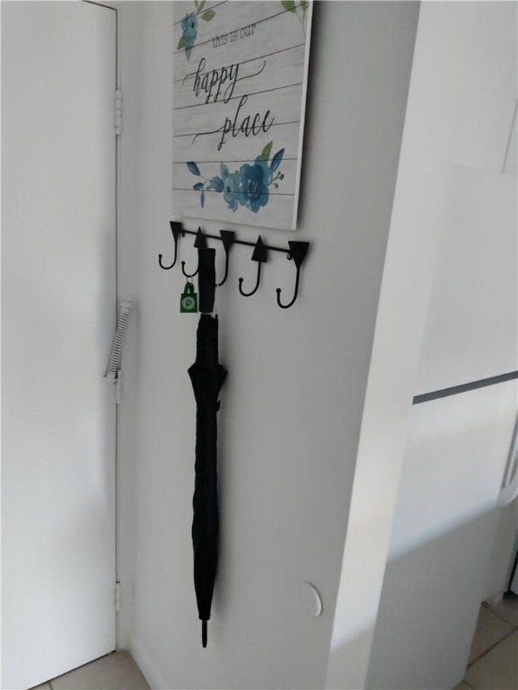 2771 Riverside Dr 207