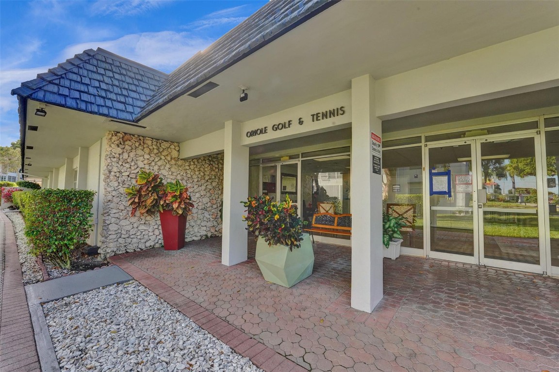 7817 Golf Circle Dr 106