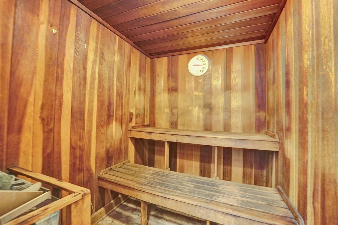 7817 Golf Circle Dr 106