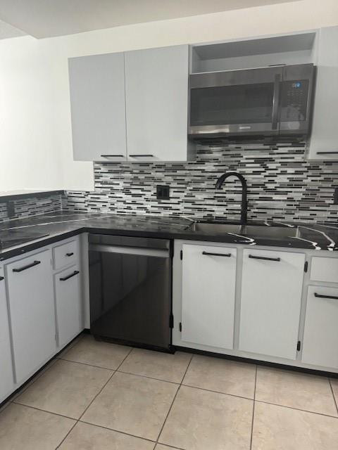 380 Racquet Club Rd 202