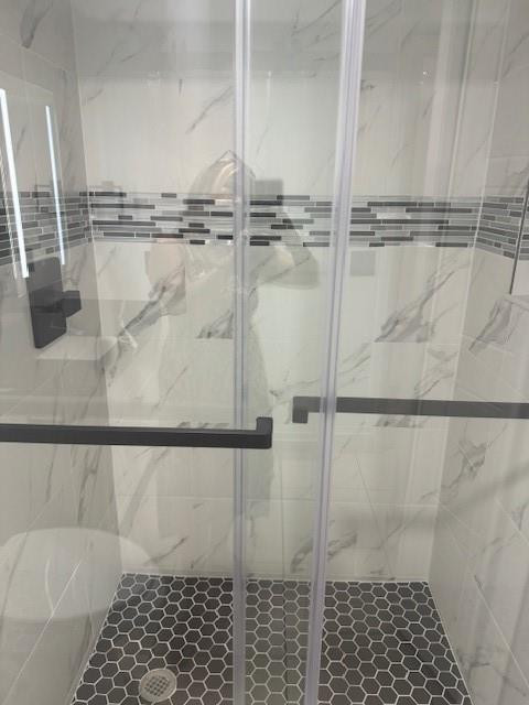 380 Racquet Club Rd 202