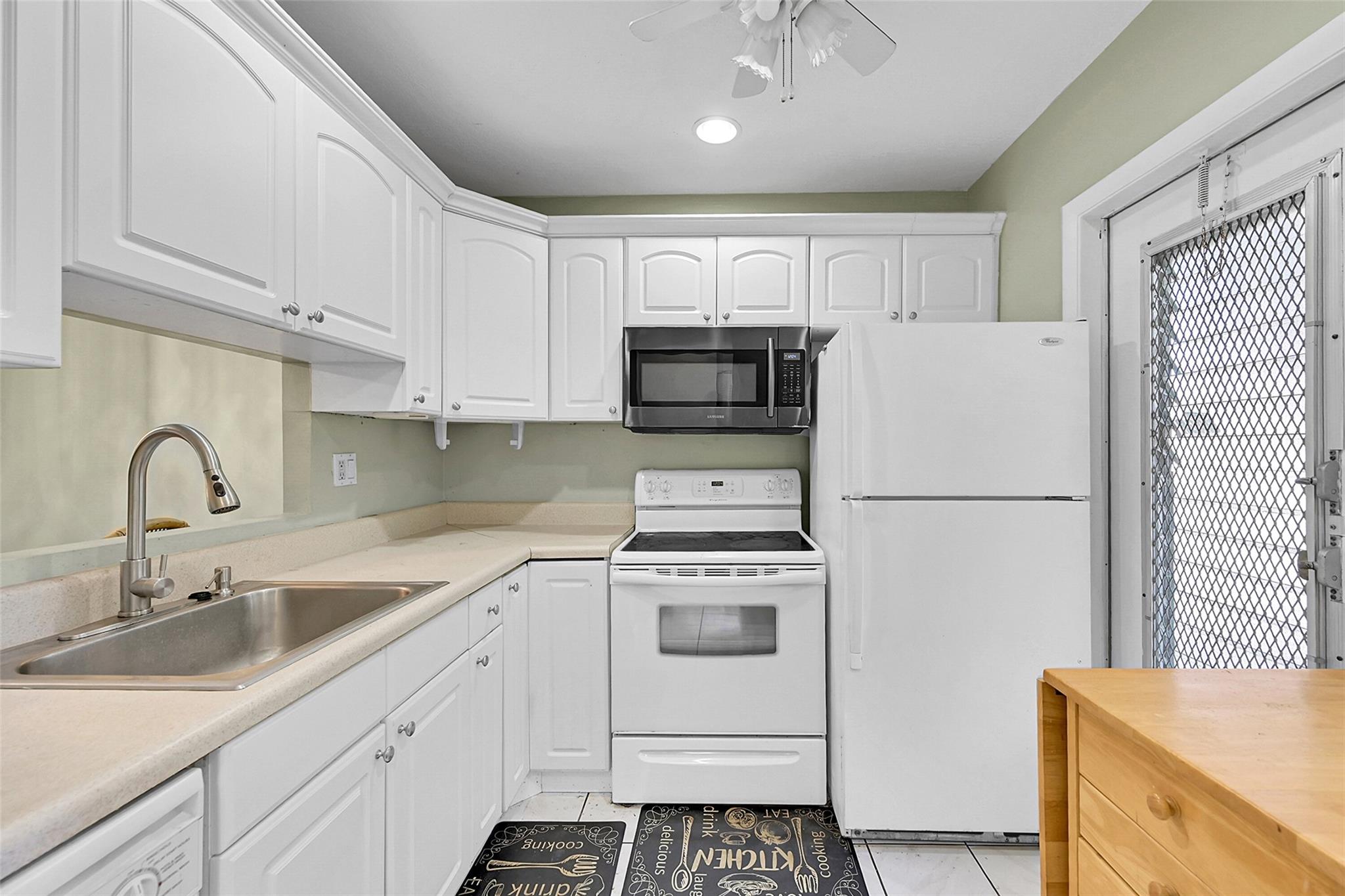 5141 W Oakland Park Blvd 211