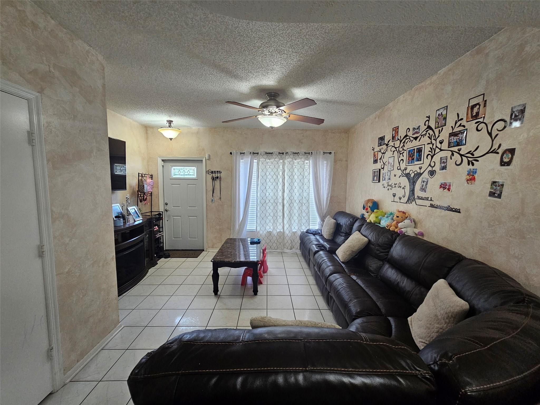 11011 Conch Ct