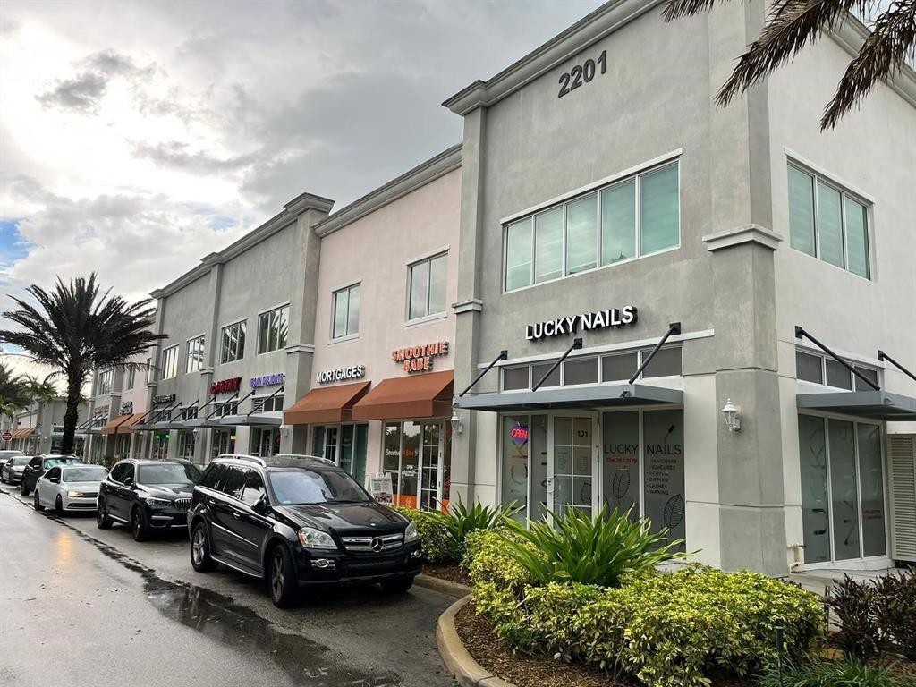 2201 SW 101st Ave 4-103