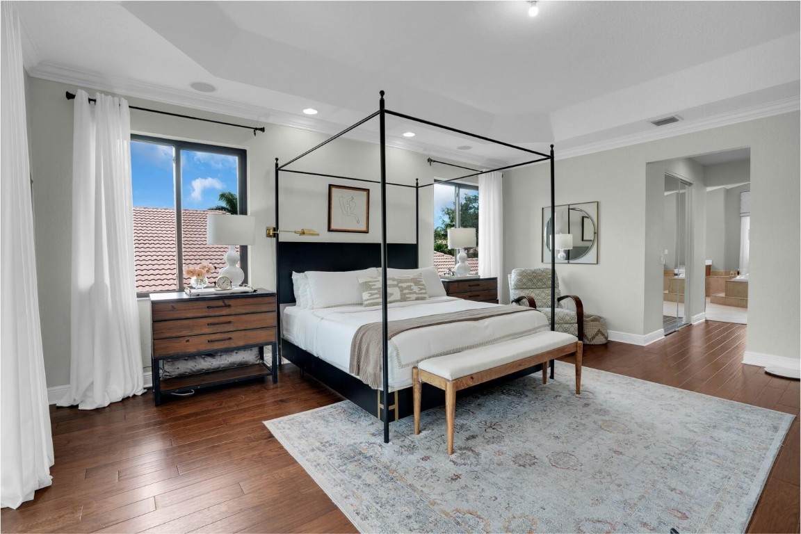 8829 N Woodgrove Ridge Ct