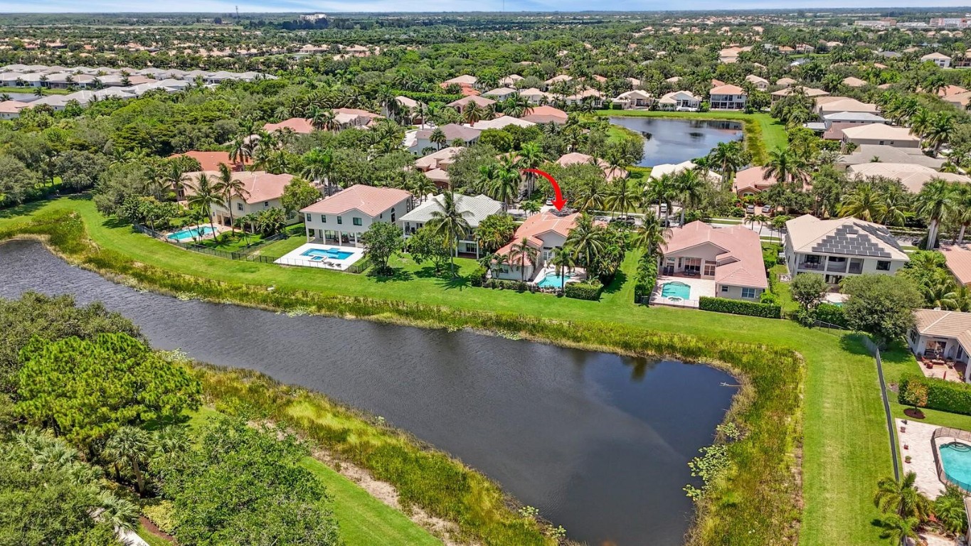 8829 N Woodgrove Ridge Ct