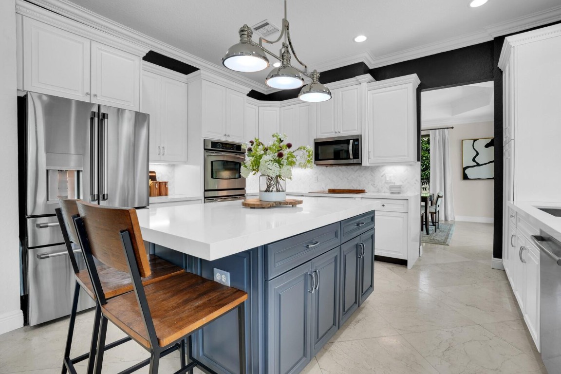 8829 N Woodgrove Ridge Ct