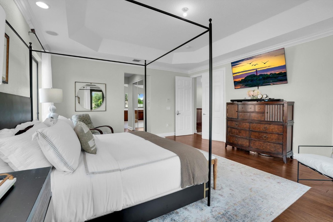 8829 N Woodgrove Ridge Ct