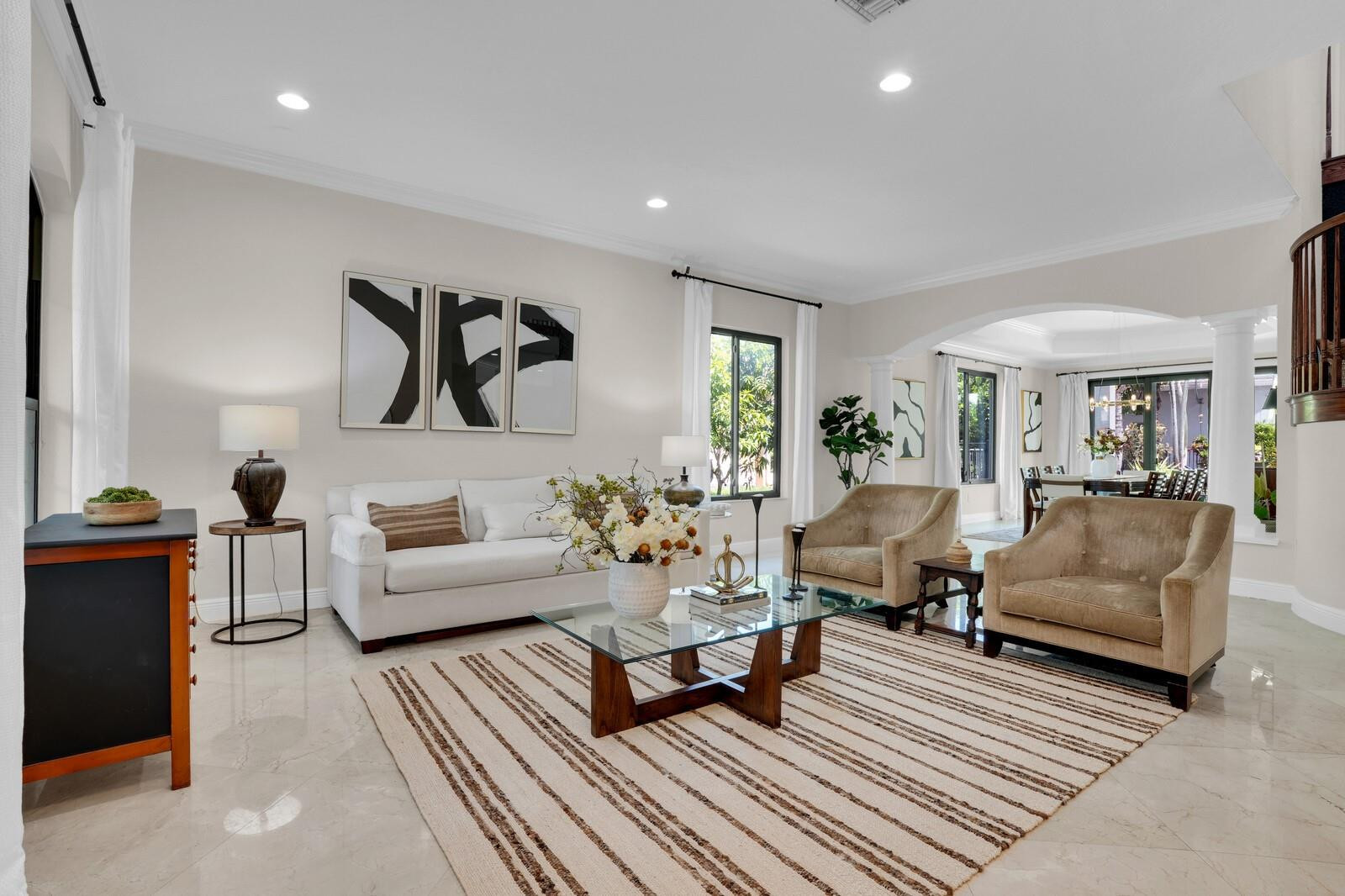 8829 N Woodgrove Ridge Ct