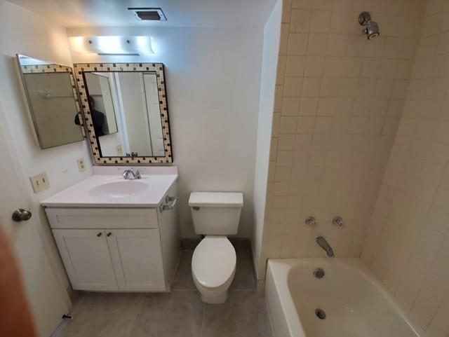 8720 Shadow Wood Blvd. 205