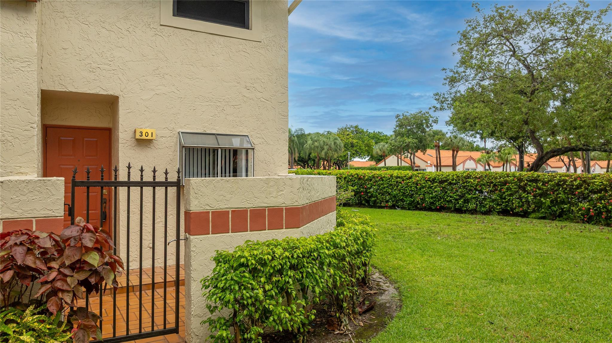 301 Congressional Way 301