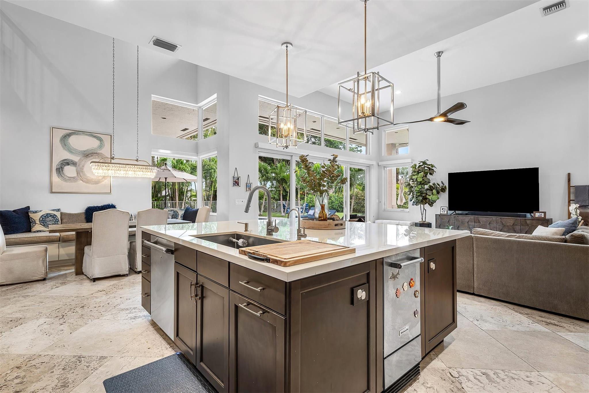 6599 NW 33rd Ave