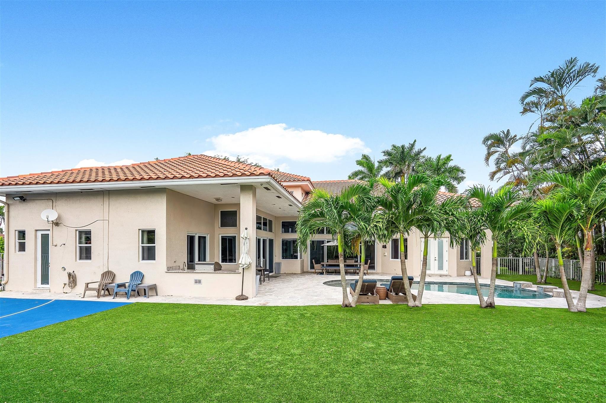 6599 NW 33rd Ave