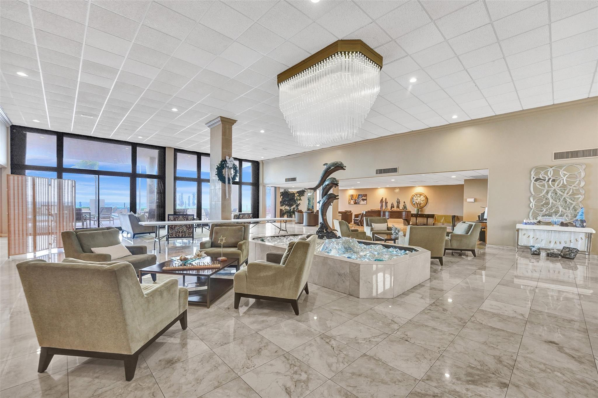 1149 Hillsboro Mile 904