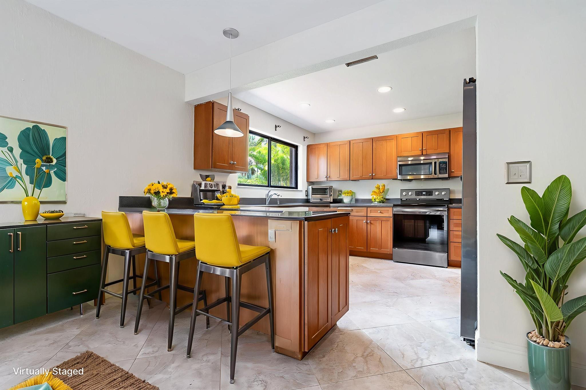 749 NW 40th Ter