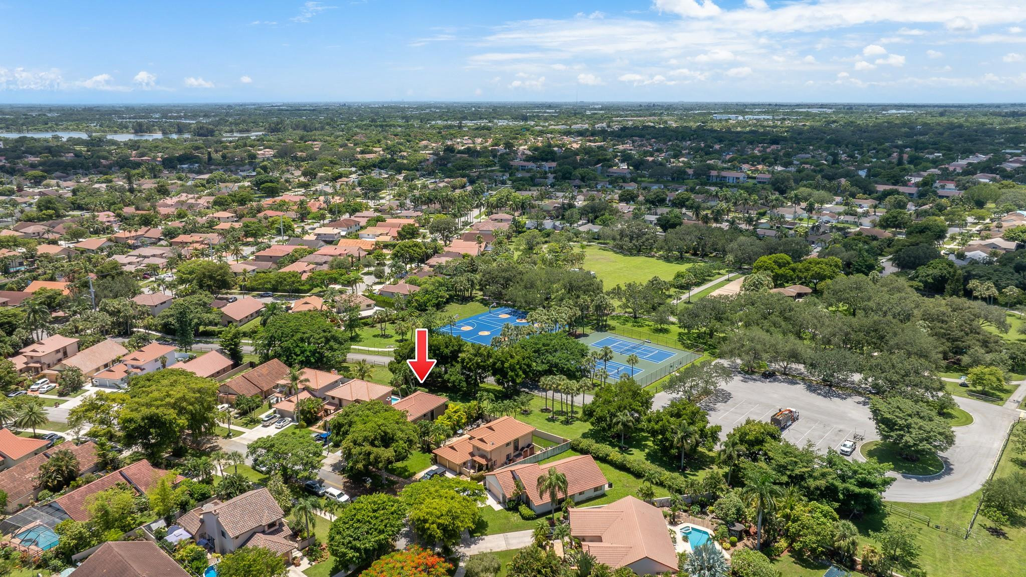 749 NW 40th Ter