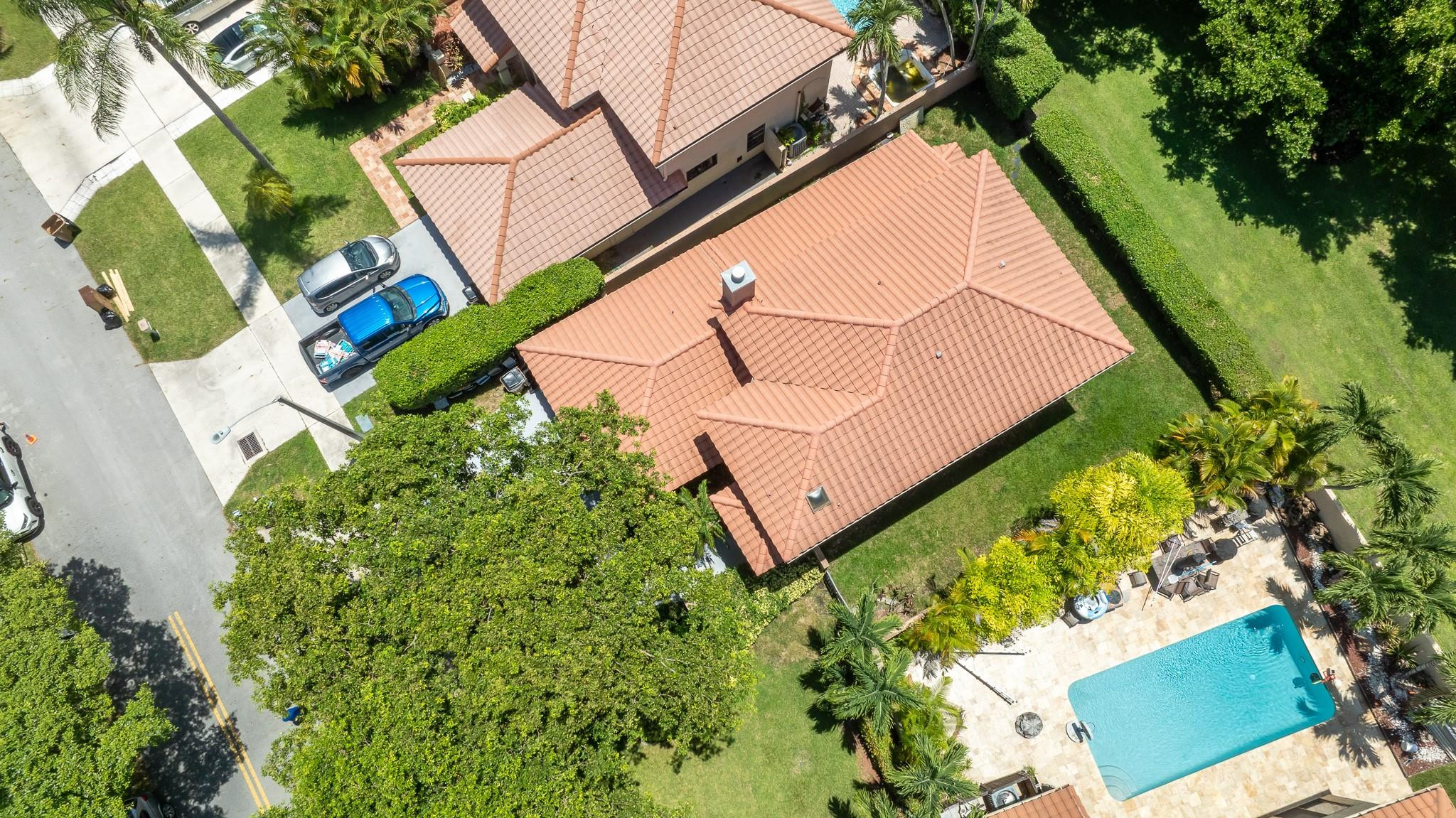 749 NW 40th Ter