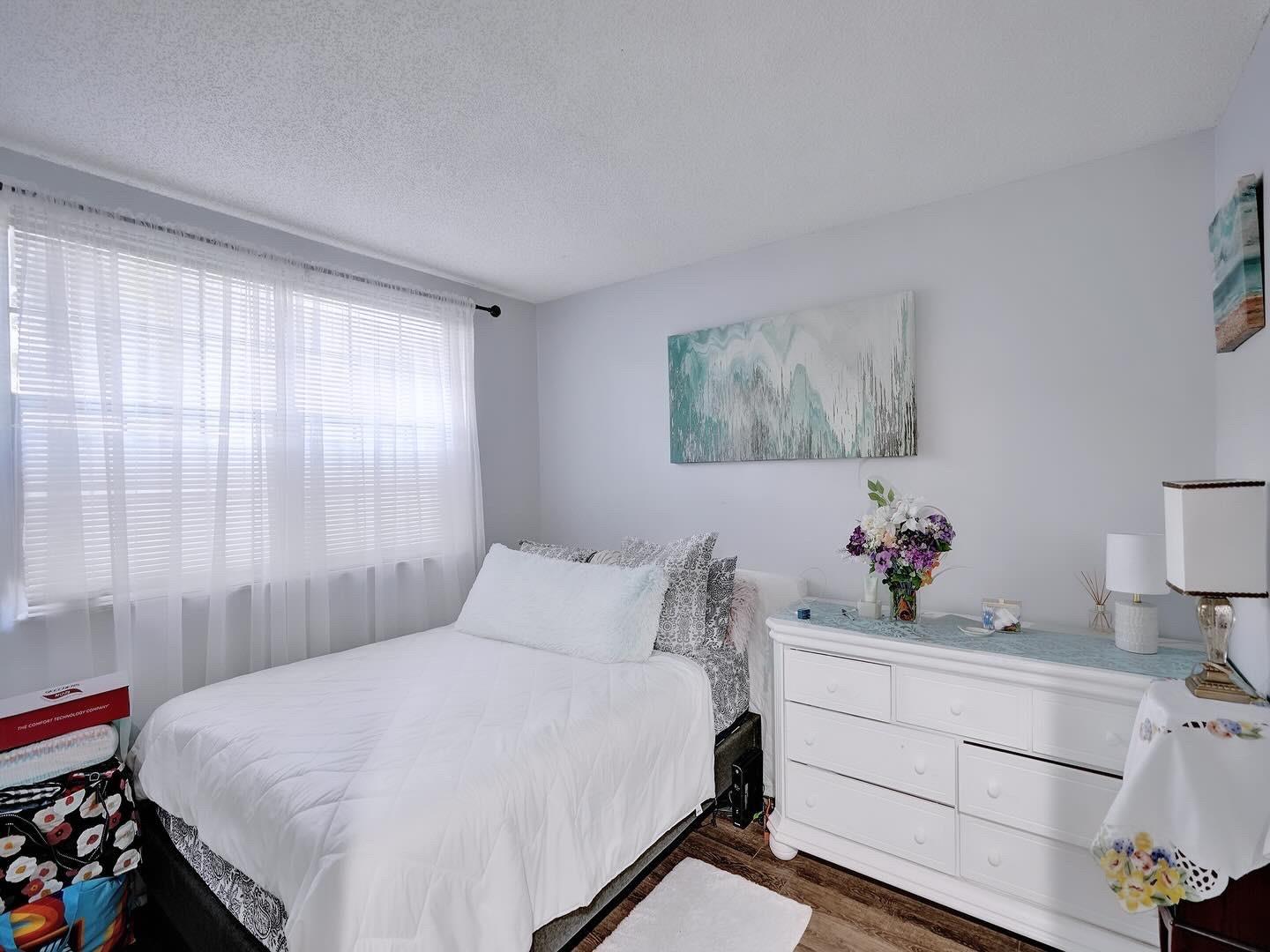 2828 Coral Springs Dr 2828