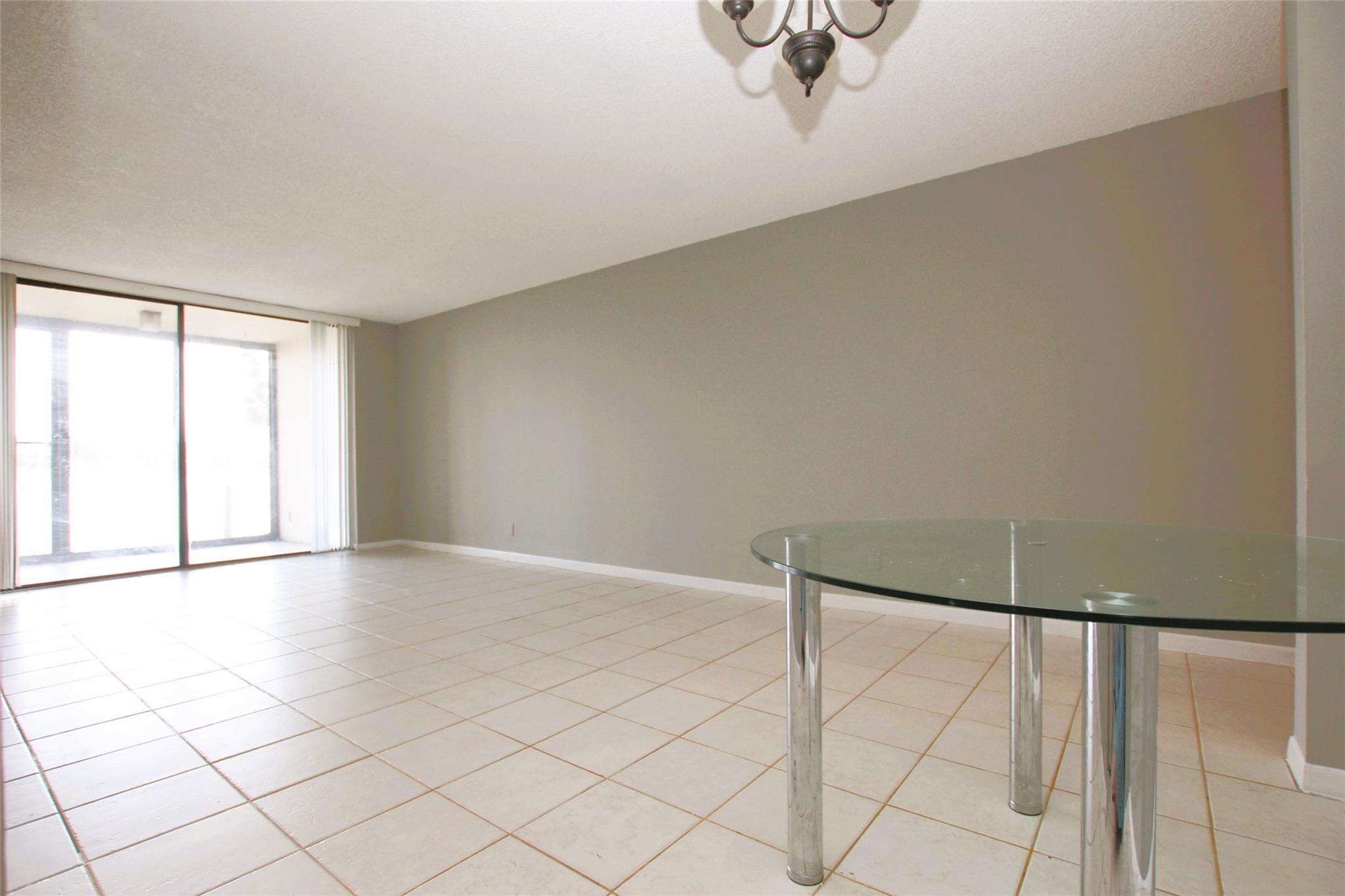 217 Lake Pointe Dr 107