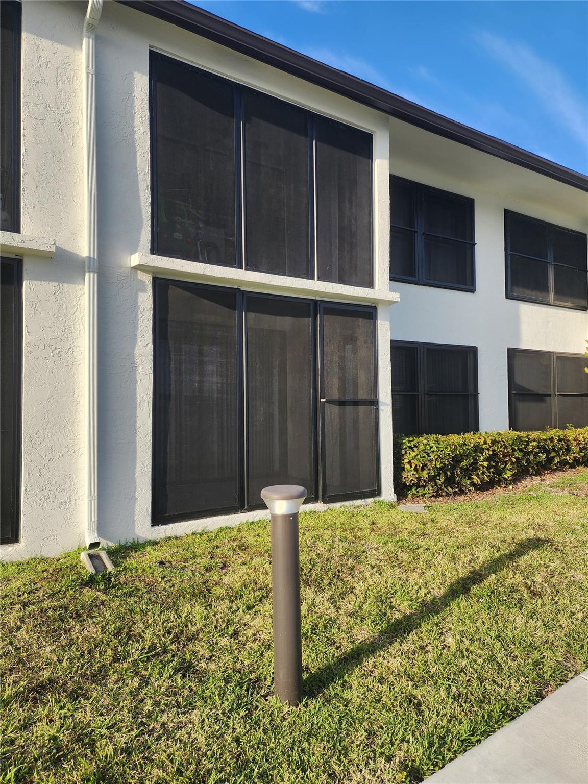 217 Lake Pointe Dr 107