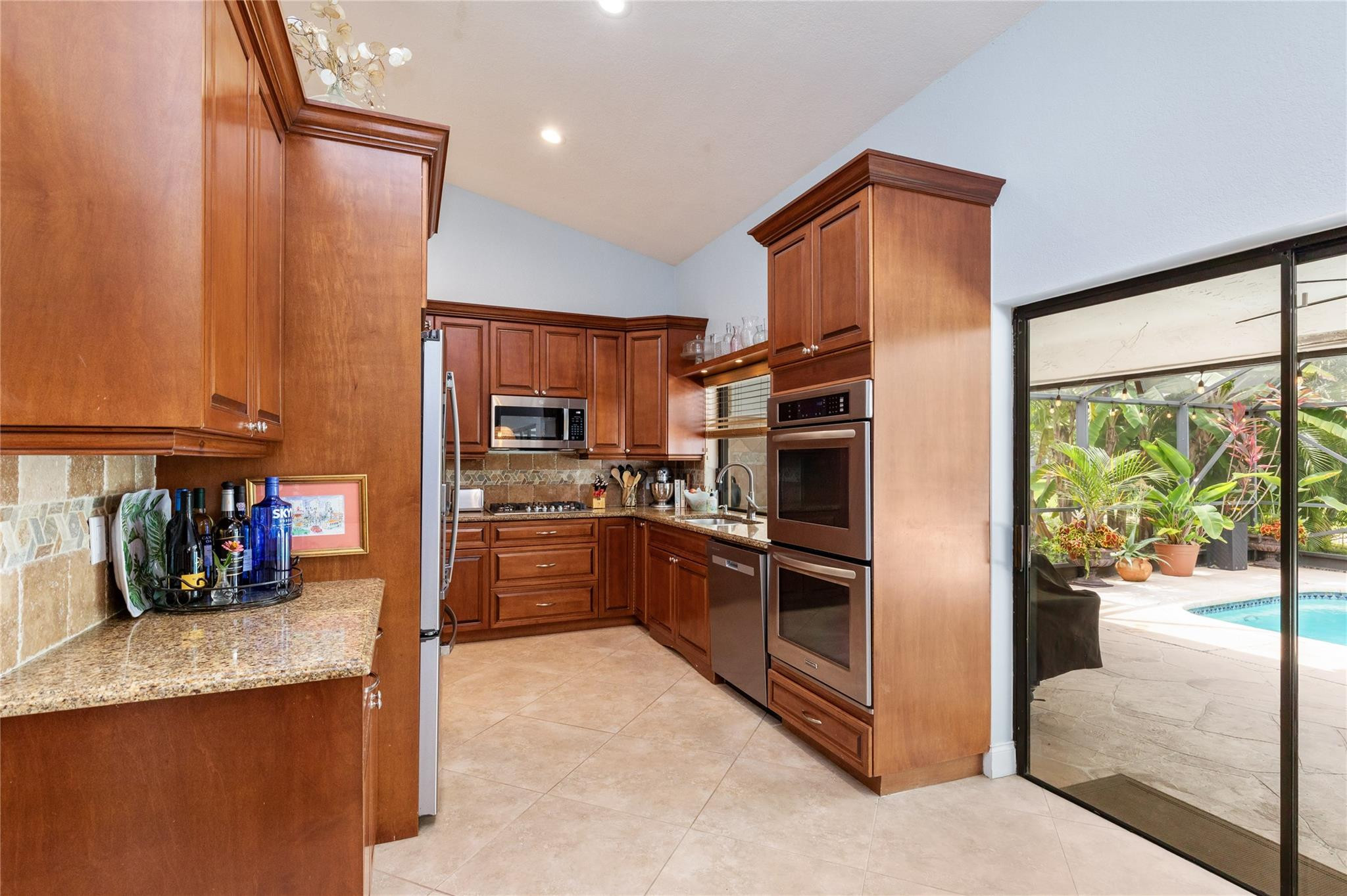 11044 NW 14th St