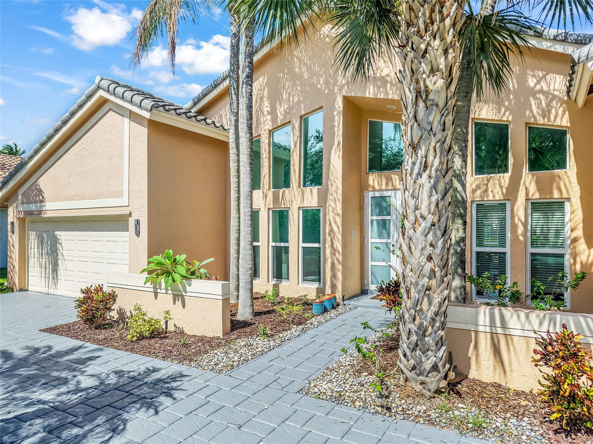 4255 NW 64th Ave
