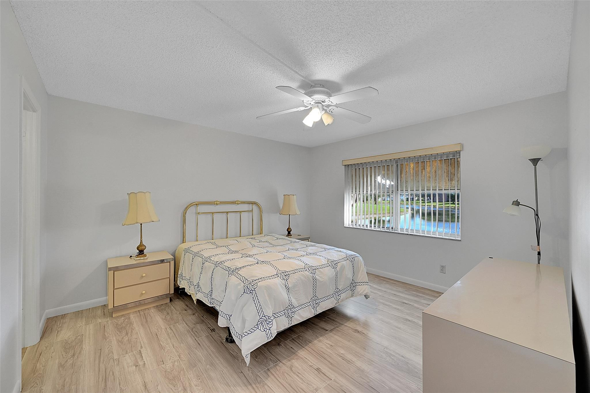 9480 Sunrise Lakes Blvd 111